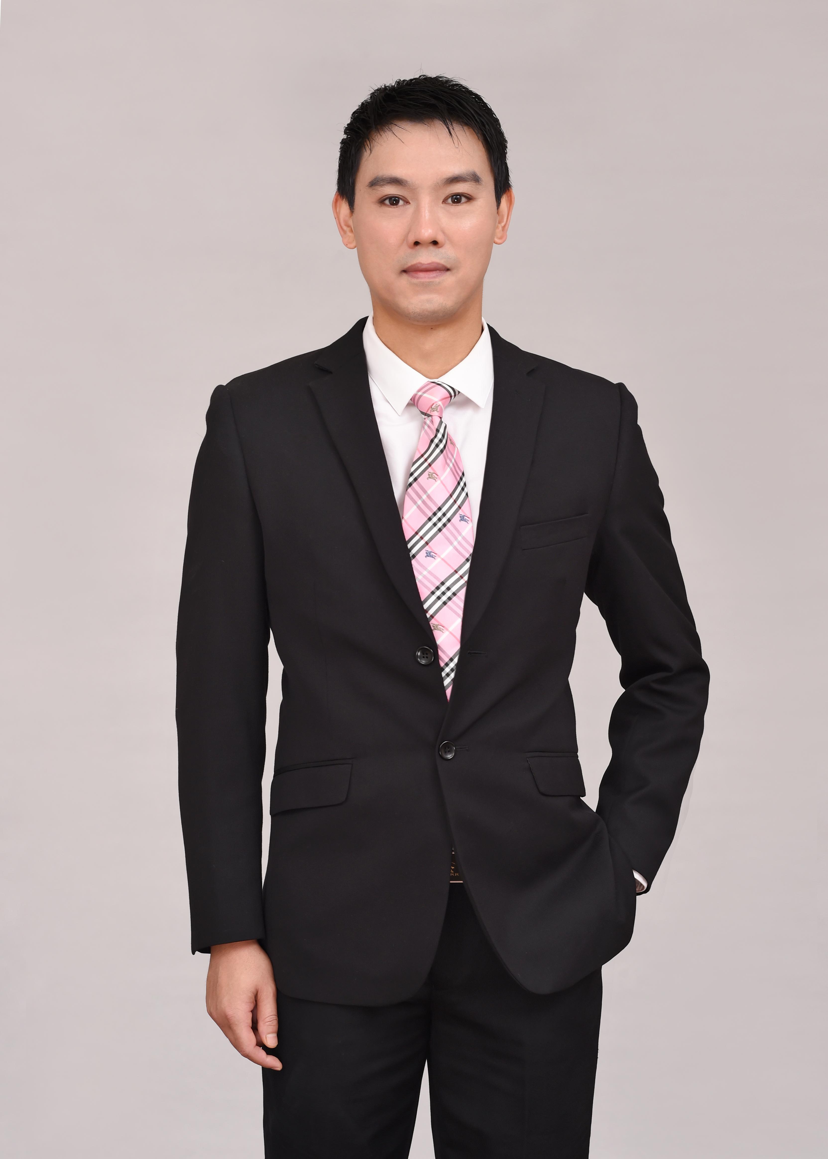 徐冠宏 客户策略总监